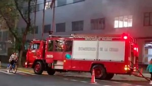 Se incendió un edificio donde funciona la sede central Conicet, en Palermo: «Hubo evacuación sin heridos»