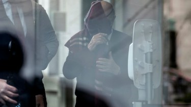 Joe Lewis, el dueño de Lago Escondido, no irá a la cárcel en el juicio por usar información privilegiada