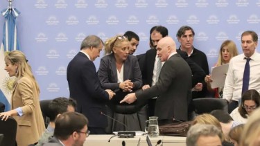 Ley Bases: el oficialismo logró dictamen con la reforma laboral adentro y sin la privatización del Banco Nación