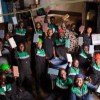 Imagen de En Kenia, una organización fabrica ladrillos a partir de plástico reciclado