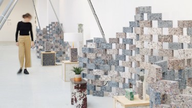 Exposición de ladrillos FabBRICK. Fuente: FAIRE Francia