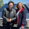 Imagen de Video: Javier Milei y Karina probaron la camioneta Tesla después de su reunión con Elon Musk