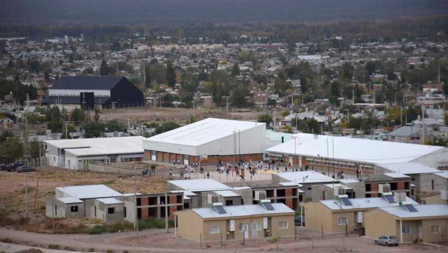 La obra se emplazará en inmediaciones de la Escuela Primaria N°362 y buscará consolidar un nodo educativo para el sector. Foto: archivo Matías Subat.