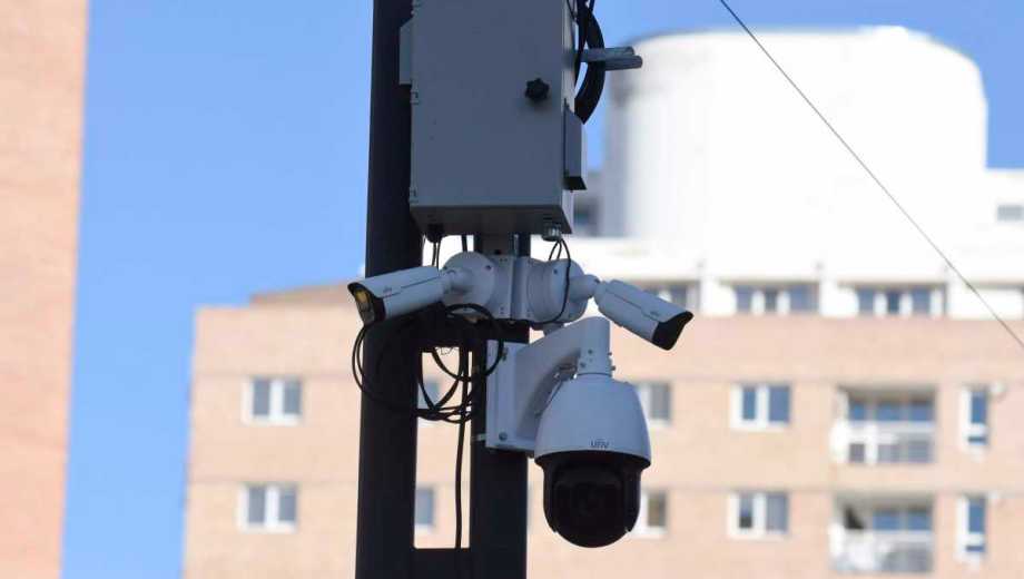 El municipio atribuye la baja de siniestros viales a las cámaras de fotomulta en Neuquén. Foto: archivo Matías Subat.