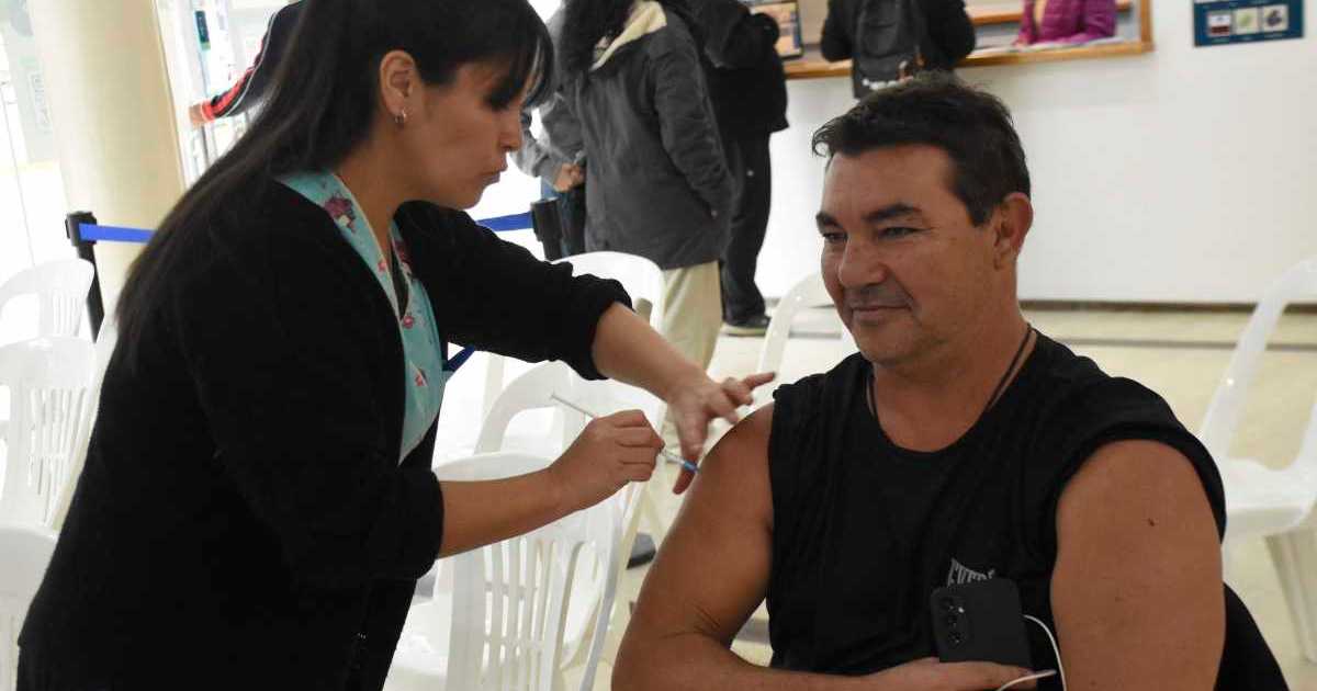 Massive assistance for Covid doses and flu vaccines in Neuquén
