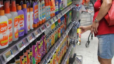 Escasez de repelente por brote de dengue: familias desesperadas envían stock por el país