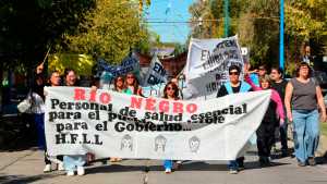 Día del Trabajador: En Roca y Viedma, marchan en contra de las medidas de Milei