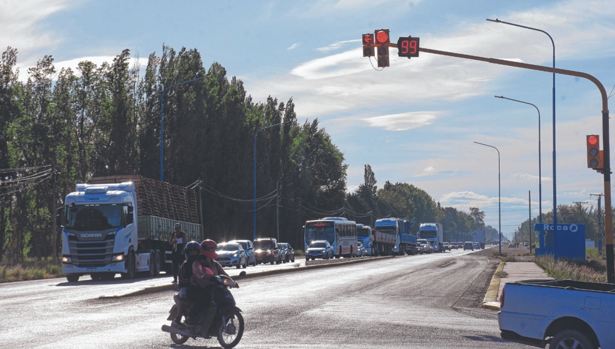 Nación intimó al Municipio de Roca por los semáforos. Foto: Andres Maripe.