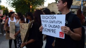 Fuerte rechazo de los empresarios de Río Negro a los recortes en universidades y en ciencia: «¡Basta de abusos!»