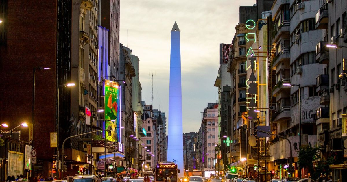 Vacaciones en Buenos Aires: experiencias en una ciudad creativa y maravillosamente viva thumbnail