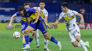 Boca viajó a Paraguay con la presencia de Riquelme y equipo definido