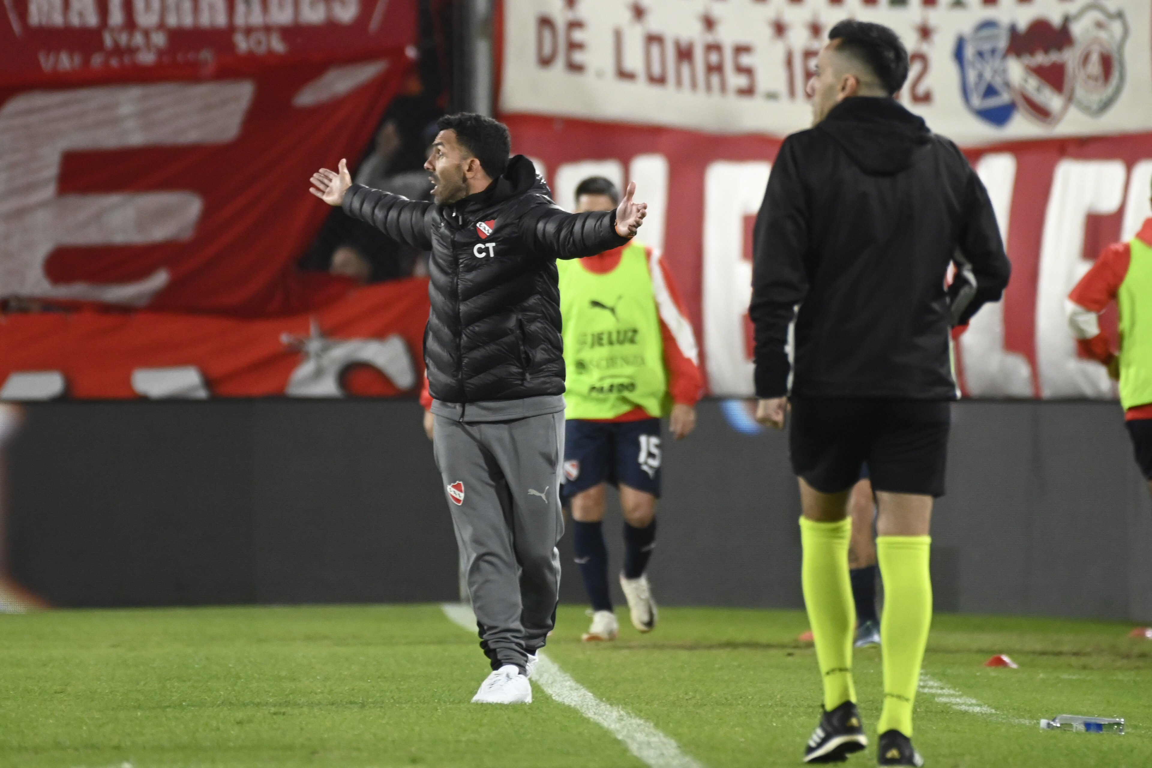 La continuidad de Carlitos en Independiente dependerá de los próximos resultados del Rojo.