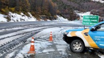 Imagen de El transporte de cargas debe utilizar cadenas obligatoriamente en caminos nevados de Neuquén y otras rutas patagónicas