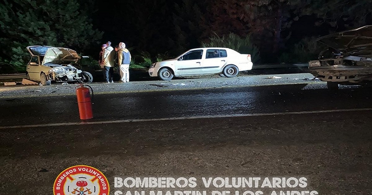 Murió un joven en un choque frontal en Ruta 40, cerca de San Martín de los Andes thumbnail