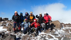 Acusaron a la Policía de Neuquén por no permitirles realizar un ascenso al volcán Copahue
