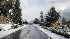 Corte total de la Ruta 40 entre Bariloche y El Bolsón, por la nieve: será a partir de esta noche