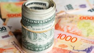 Dólar e inversiones: el después de la Ley Bases y el Pacto de Mayo
