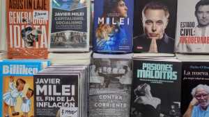 «Viene la muchachada de Milei»: el miércoles se presenta la biografía del presidente en la Feria del Libro