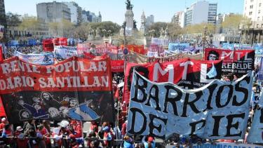 Allanaron a dirigentes sociales, acusados por el Gobierno de extorsión a beneficiarios de planes