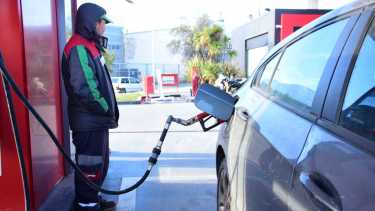 Este lunes rige un nuevo aumento de combustibles. (Foto: Archivo Cecilia Maletti)