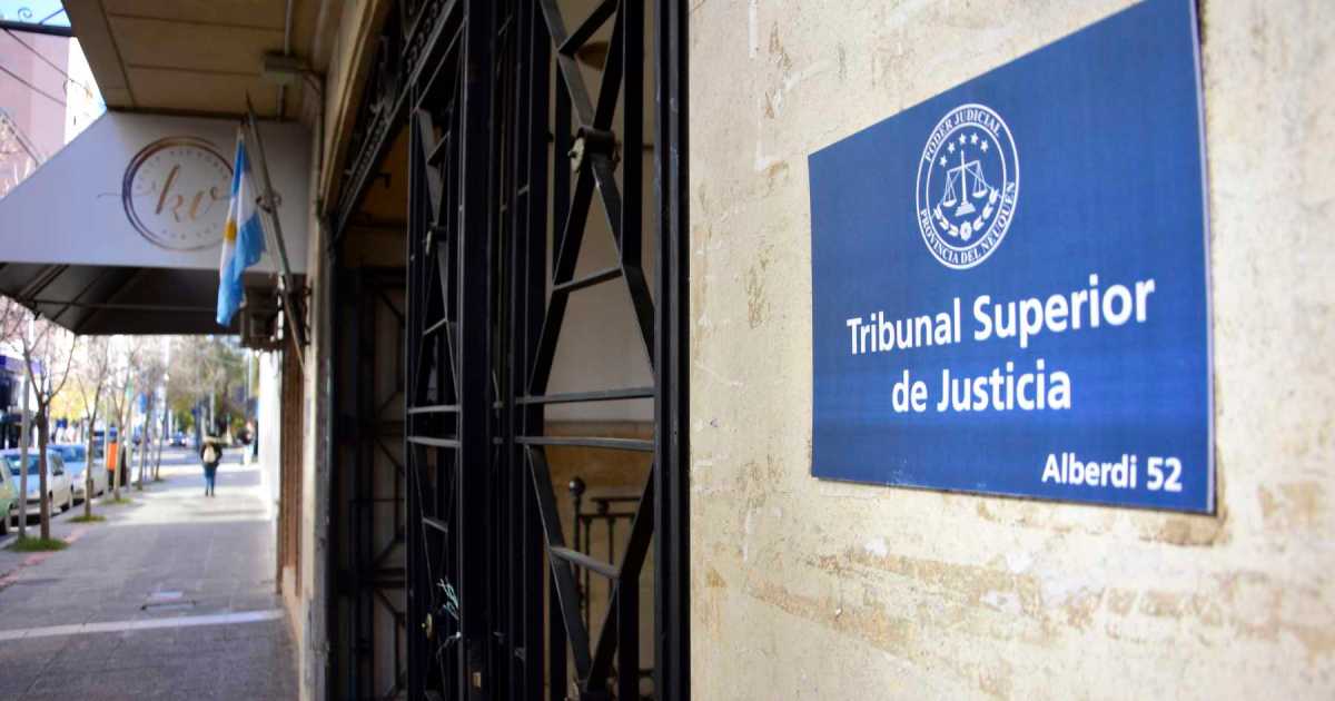 Aprobación de la reelección indefinida en el TSJ de Neuquén