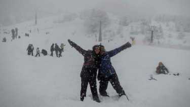 El escenario pintado de blanco, la mejor postal para las fotos. Foto: Marcelo Martínez