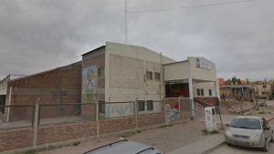 Denuncian a un profesor por abuso en Neuquén:  aseguran que una maestra y los directivos son cómplices