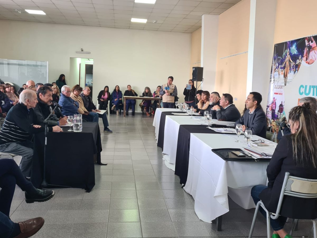 Fiscalía recomendó rechazar la cautelar contra la tasa por cobrar combustible en San Martín de los Andes