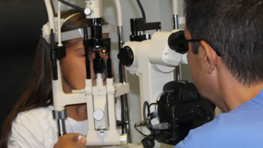El Gobierno lanza programas de alfabetización y salud visual en escuelas rurales. Foto Archivo.