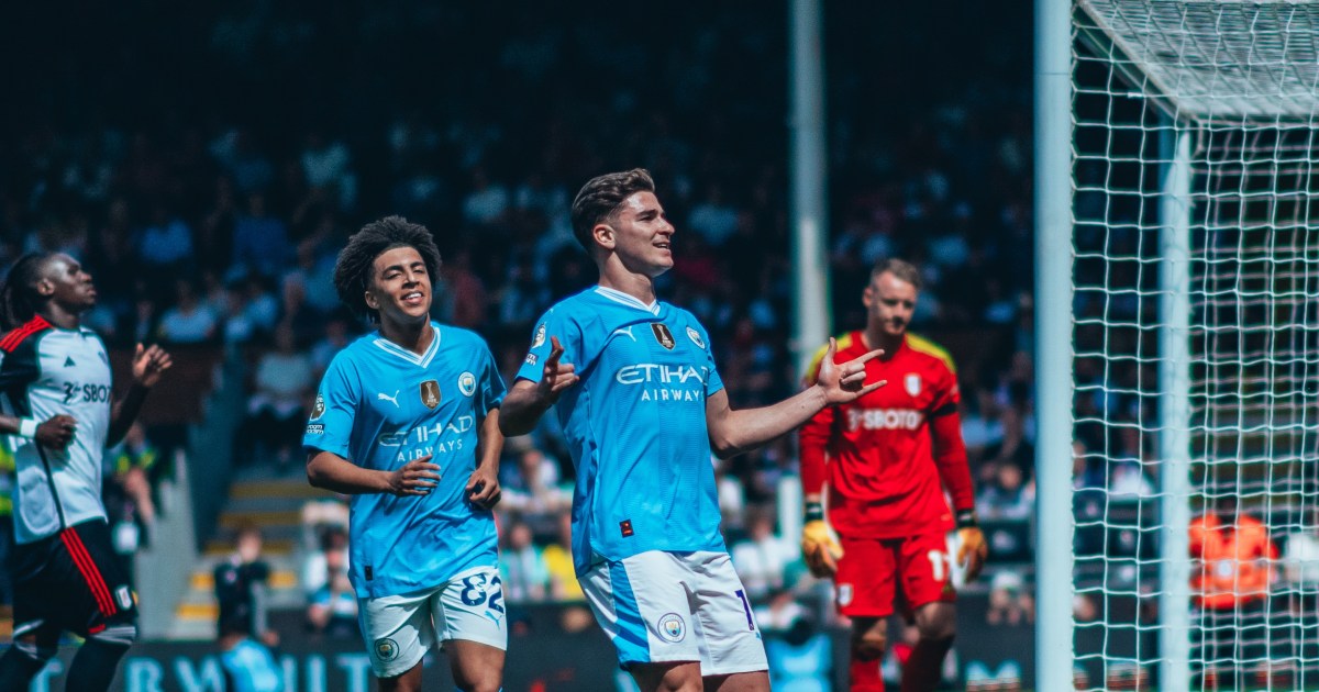 Julián Álvarez cerró la goleada del Manchester City, que se acerca al título en la Premier League thumbnail