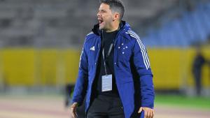 Nicolás Larcamón, uno de los candidatos para ser el técnico de Independiente