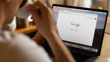 Google ofrecerá resultados generados con IA en su motor de búsqueda. 