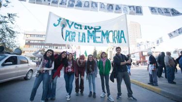 Jóvenes por la Memoria de cumpleaños, ya van los por 7: «Somo un puente entre generaciones»