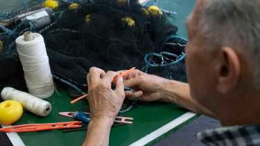 Quelo y sus redes. Tejerlas es un oficio que muy pocos conocen