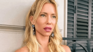 Nicole Neumann y una foto que recuerda el distanciamiento que tiene con su hija Indiana Cubero. 