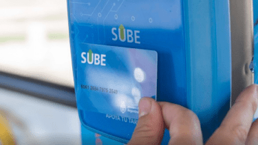 Se trata de una opción que se aplica mediante las validadoras de los colectivos. Foto Archivo.