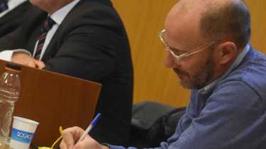 Juicio a Emiliano Gatti: la enigmática pareja, el pendrive y la participación en la tenencia de imágenes de abuso infantil