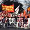 Imagen de Video | Marcharon en Cipolletti y en Roca por el paro de la CGT: hubo protestas en Viedma y Ruta 151