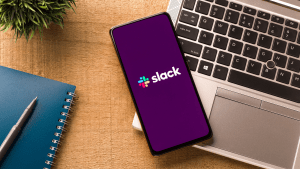 Slack admitió que usa los mensajes privados para entrenar su IA