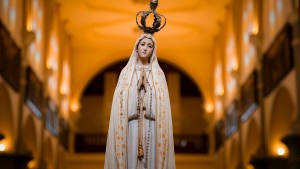 Se celebra a la Virgen de Fátima: cuál es su historia y una oración infalible para María