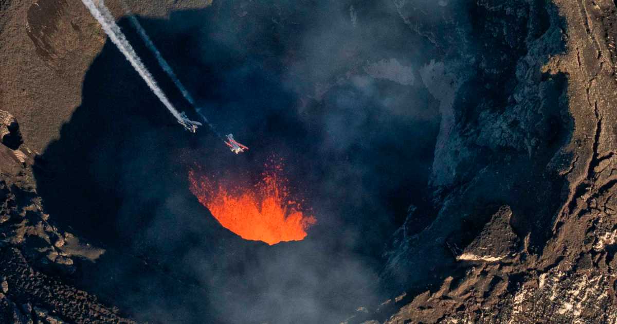 Un cazador de volcanes, entre los rugidos de la tierra thumbnail