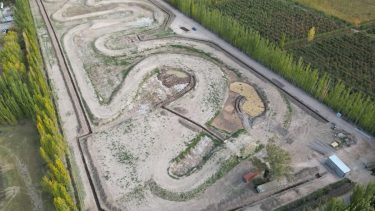 El nuevo circuito cipoleño se ubica en la zona de chacras en camino a Cinco Saltos.