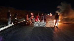 Corte de un acceso a la Autovía Norte y bloqueo de la calle Primeros Pobladores en Neuquén capital