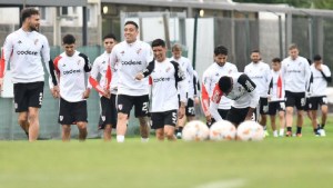 River prepara un amistoso en la previa del cruce por Copa Libertadores: contra quién jugará