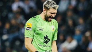 Quién es el arquero de Uruguay que busca River en el próximo mercado de pases