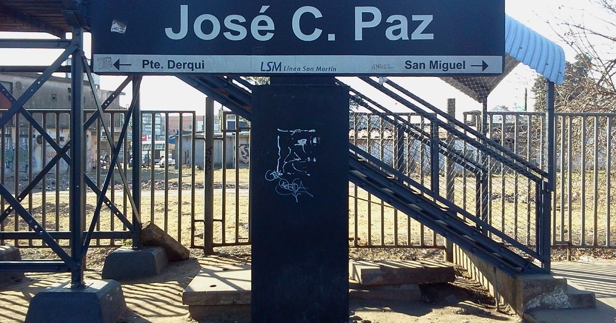 Un gendarme mató a dos ladrones que intentaron robarle mientras esperaba el colectivo en José C. Paz thumbnail