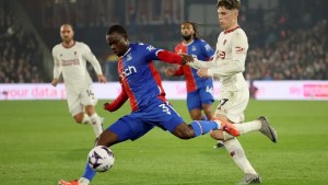 El Manchester United de Garnacho sufrió una paliza en la Premier y peligra su clasificación a las copas