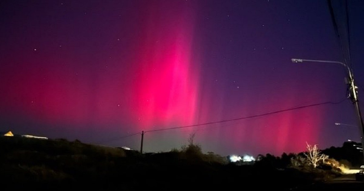 Increíbles imágenes del cielo iluminado por la aurora australis en Ushuaia y la Antártida