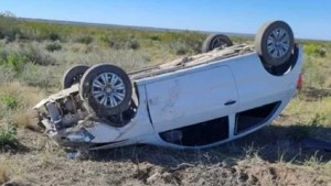 Dos heridos en un vuelco sobre la Ruta 151, en La Pampa: habían salido desde Roca