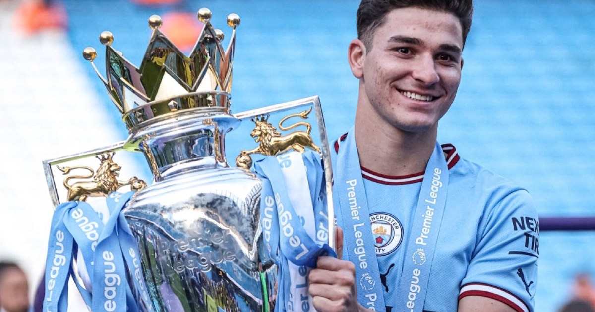 Julián Álvarez sigue haciendo historia: todos los títulos que ganó en Manchester City thumbnail